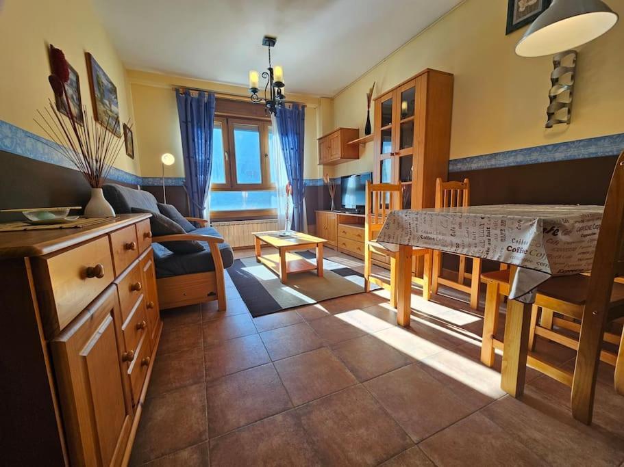 21A02 Coqueto Apartamento Con Garaje Фелечоса Экстерьер фото