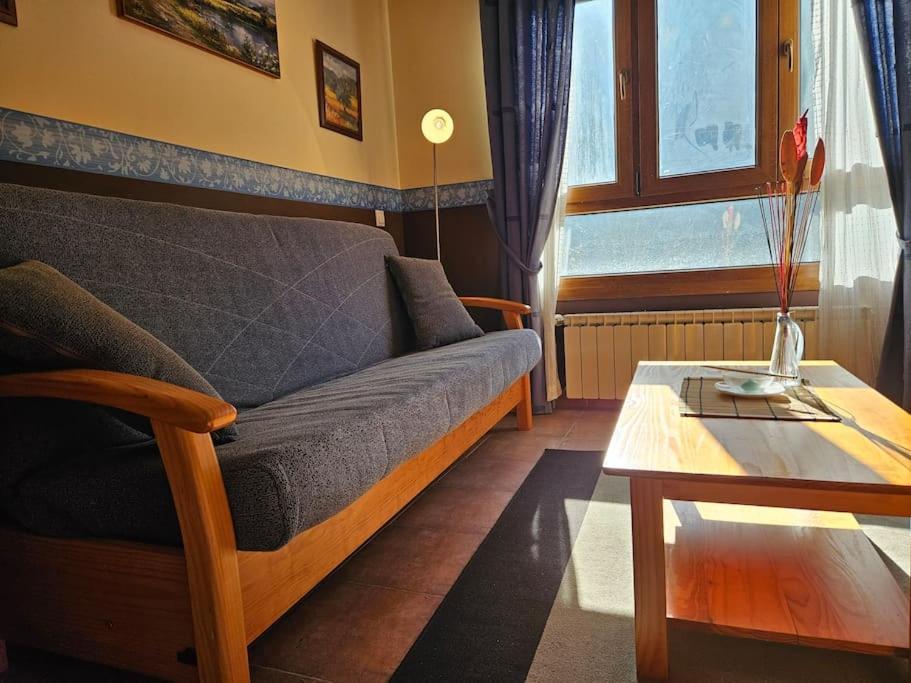 21A02 Coqueto Apartamento Con Garaje Фелечоса Экстерьер фото