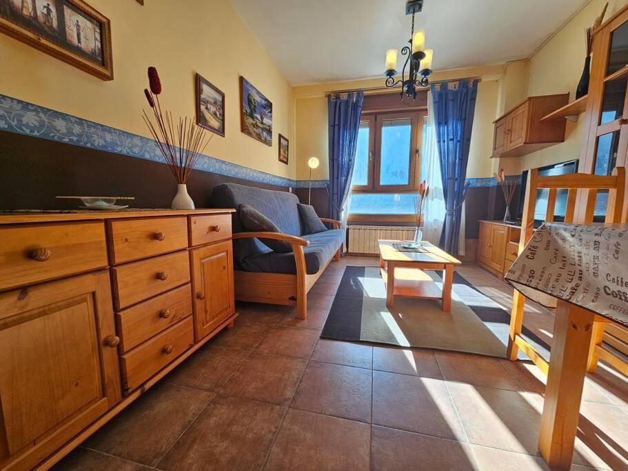 21A02 Coqueto Apartamento Con Garaje Фелечоса Экстерьер фото