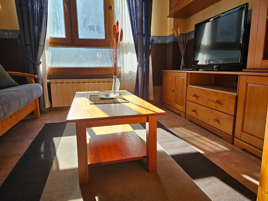 21A02 Coqueto Apartamento Con Garaje Фелечоса Экстерьер фото