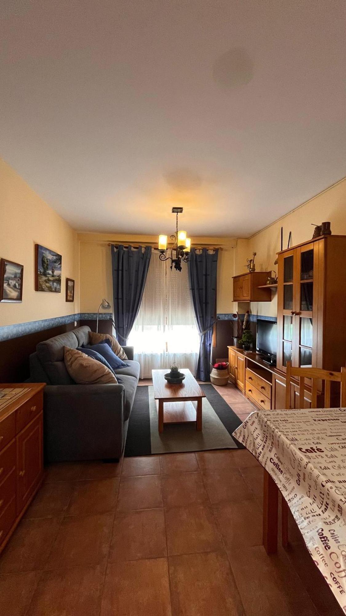 21A02 Coqueto Apartamento Con Garaje Фелечоса Экстерьер фото