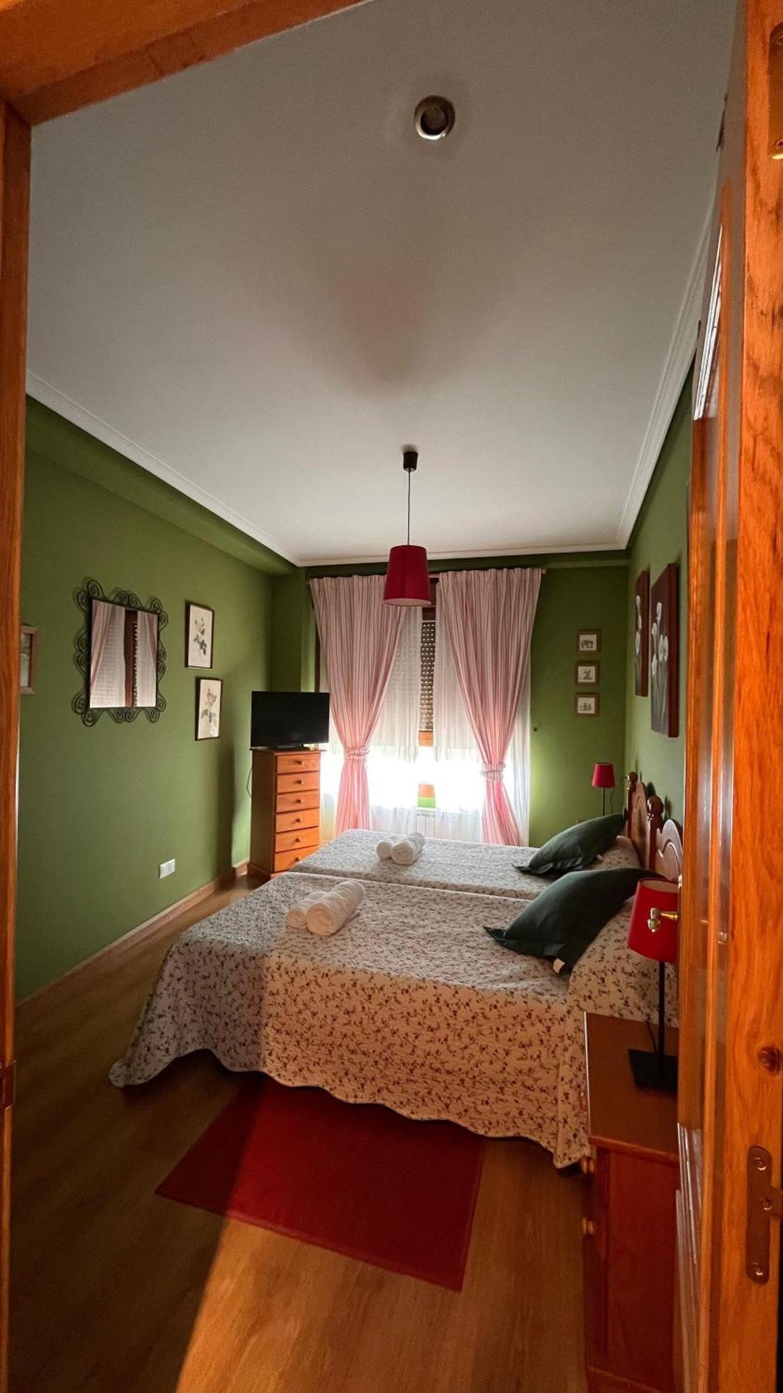 21A02 Coqueto Apartamento Con Garaje Фелечоса Экстерьер фото